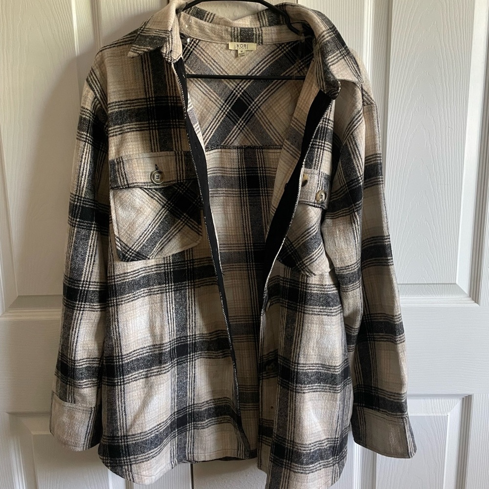 Kori Black and Cream Shacket
